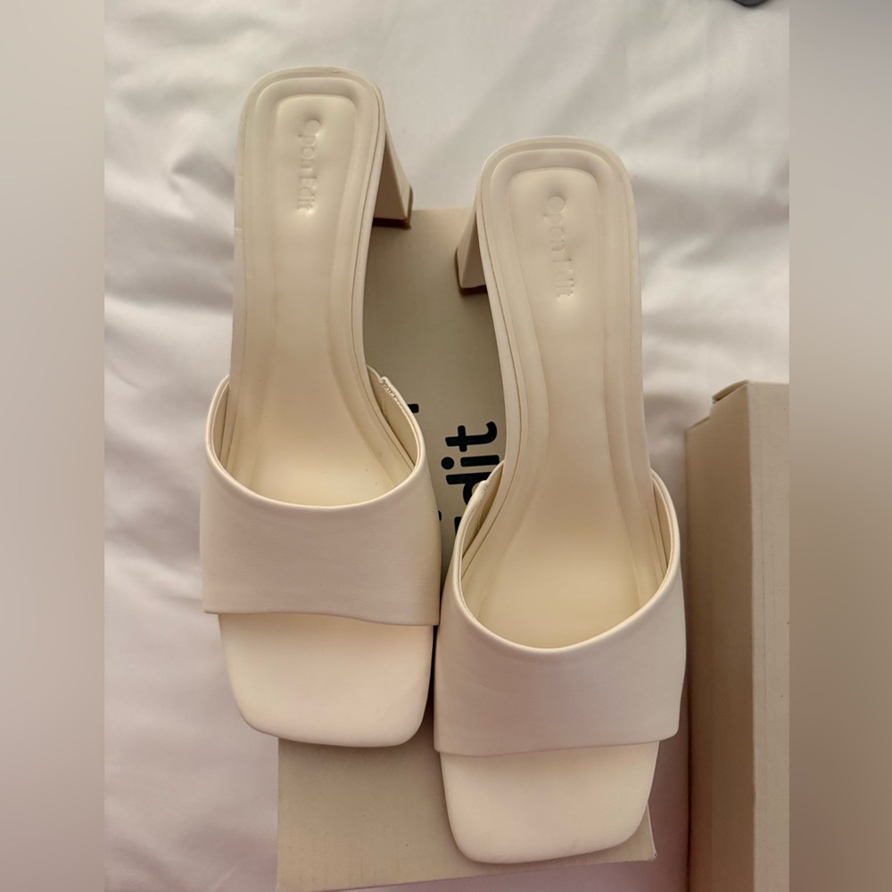 Open-Edit Jaydin Slide Sandal Heel.